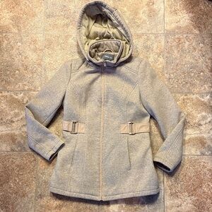 Liz Claiborne Gray & Tan Hooded Jacket with Belted Waist. Size S. Removable Hood